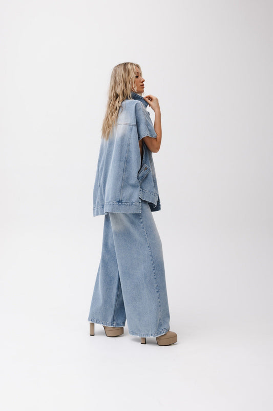 Oversized vintage washed denim vest jeans