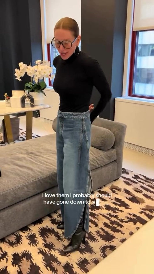 Street side slit jeans